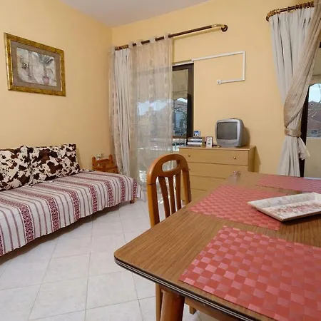 Traditional In Corfu Next To The Center Apartment